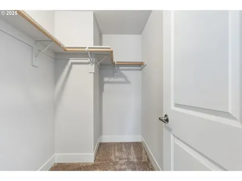 18246 SW Silvertip Street Beaverton OR 97007