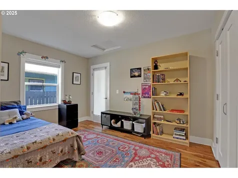 4621 SE 51st Avenue Portland OR 97206