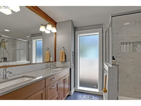 4621 SE 51st Avenue Portland OR 97206