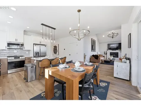 14252 Hillock Lane Oregon City OR 97045