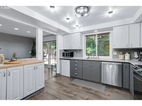 17830 Oatfield Road Gladstone OR 97027