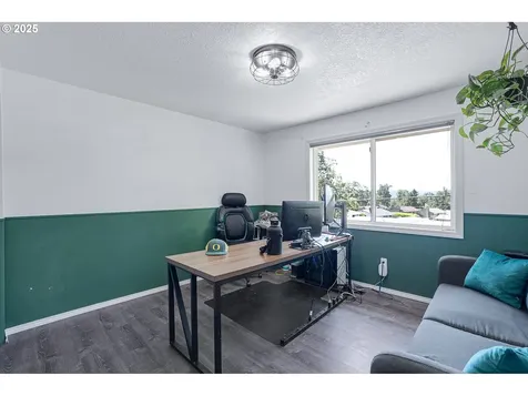 17830 Oatfield Road Gladstone OR 97027