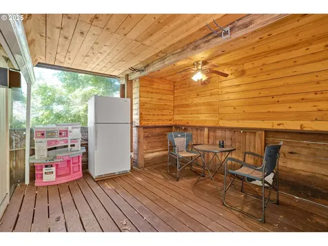 17830 Oatfield Road Gladstone OR 97027