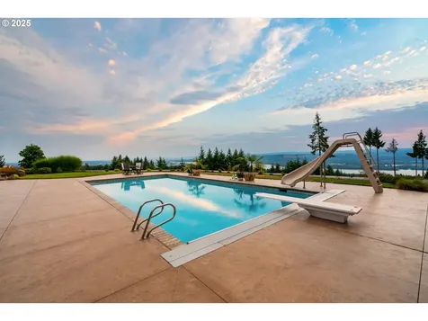 4961 Green Mountain Road Kalama WA 98625