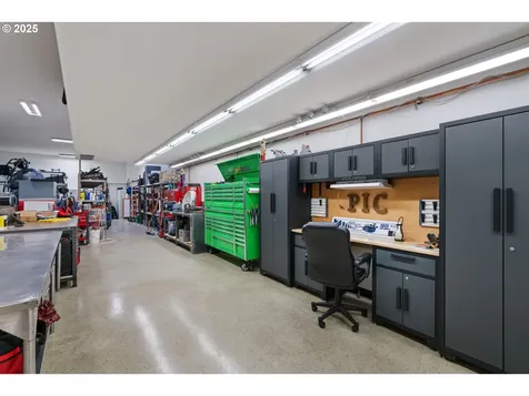 4961 Green Mountain Road Kalama WA 98625
