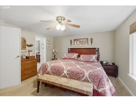 41178 Port Drive Sweet Home OR 97386