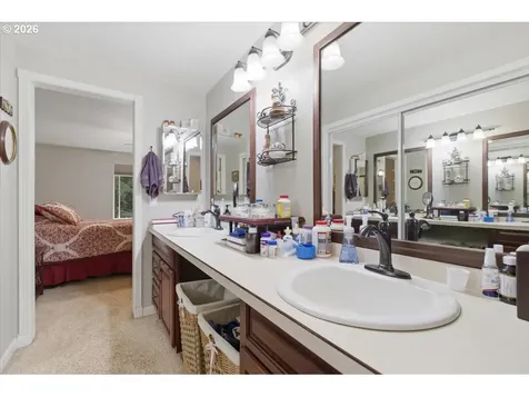 41178 Port Drive Sweet Home OR 97386