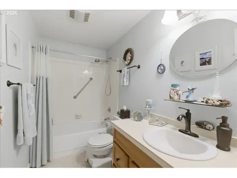 41178 Port Drive Sweet Home OR 97386