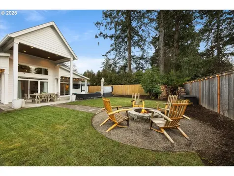 17815 Pilkington Road Lake Oswego OR 97035