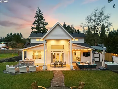 17815 Pilkington Road Lake Oswego OR 97035