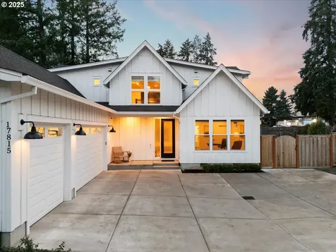 17815 Pilkington Road Lake Oswego OR 97035