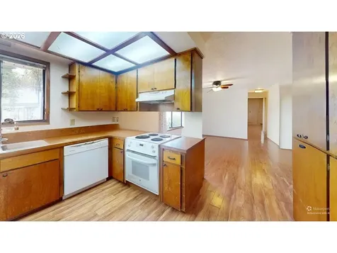1305 Mulberry Drive Woodburn OR 97071