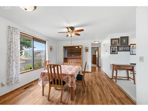 1305 Mulberry Drive Woodburn OR 97071