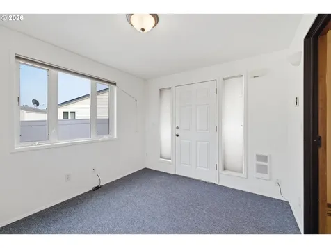 1305 Mulberry Drive Woodburn OR 97071
