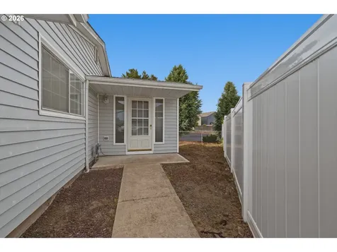 1305 Mulberry Drive Woodburn OR 97071