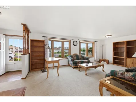 1305 Mulberry Drive Woodburn OR 97071