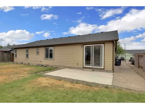 2451 Bowtie Avenue Eugene OR 97404