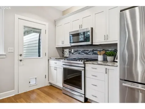 6715 NE Rosebay Drive Hillsboro OR 97124