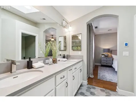 6715 NE Rosebay Drive Hillsboro OR 97124