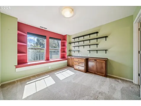 6715 NE Rosebay Drive Hillsboro OR 97124