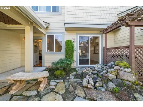 6715 NE Rosebay Drive Hillsboro OR 97124