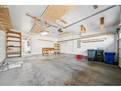 6715 NE Rosebay Drive Hillsboro OR 97124