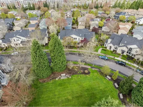 6715 NE Rosebay Drive Hillsboro OR 97124