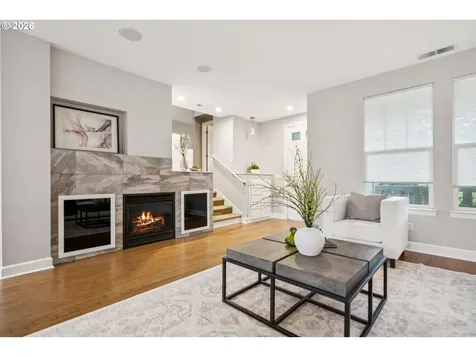 6715 NE Rosebay Drive Hillsboro OR 97124