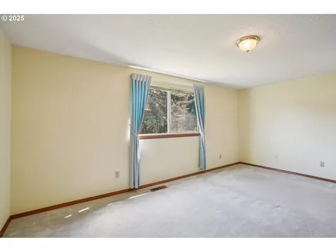 6916 SE 116th Avenue Portland OR 97266