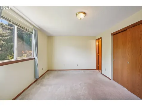 6916 SE 116th Avenue Portland OR 97266