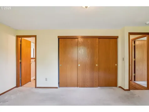 6916 SE 116th Avenue Portland OR 97266