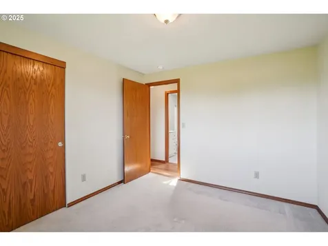 6916 SE 116th Avenue Portland OR 97266