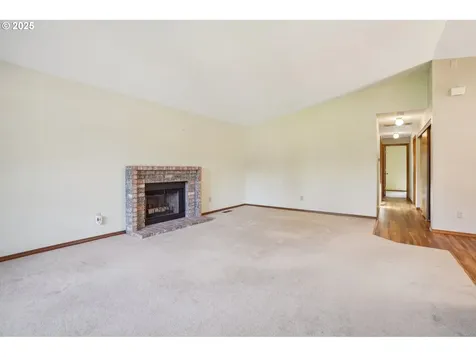 6916 SE 116th Avenue Portland OR 97266