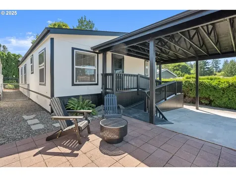 37600 Sunset Street Sandy OR 97055