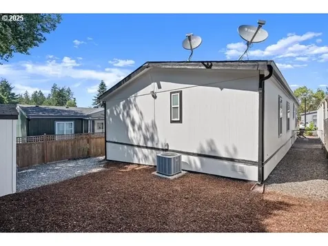 37600 Sunset Street Sandy OR 97055