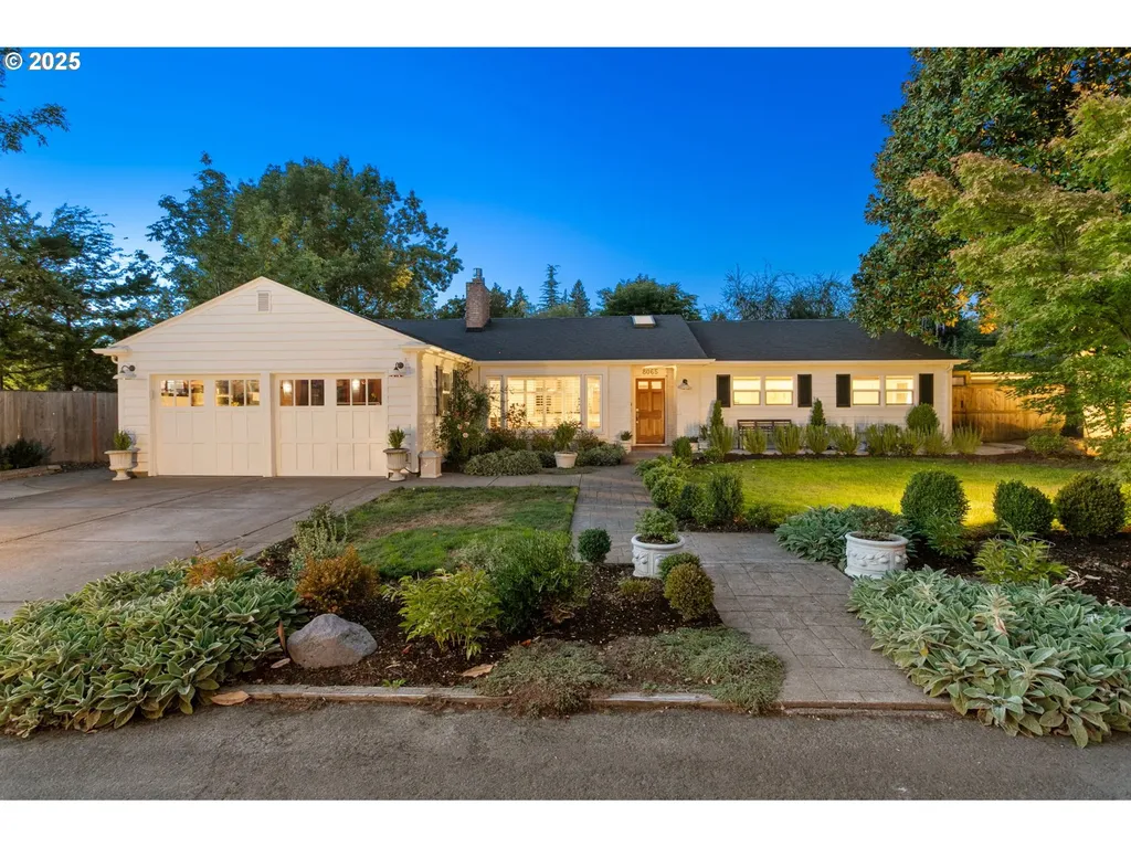 8065 SW Laurel Street Portland OR 97225