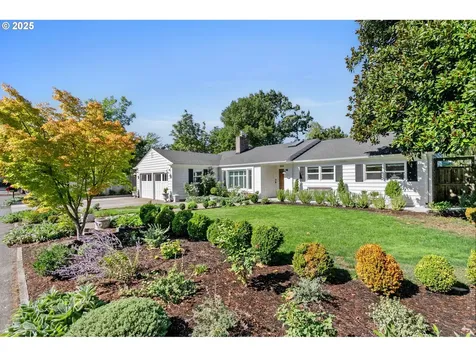 8065 SW Laurel Street Portland OR 97225