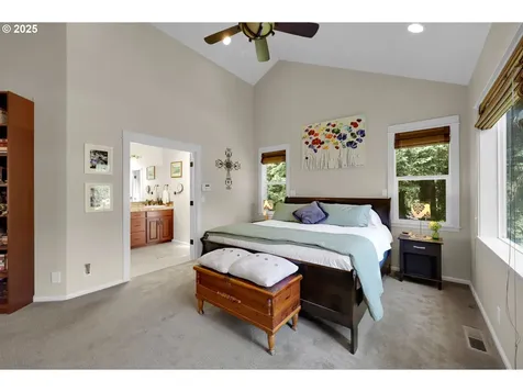 2256 Greiner Street Eugene OR 97405