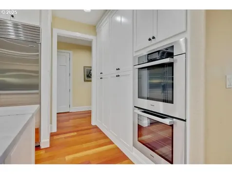 1261 Wells Street Lake Oswego OR 97034