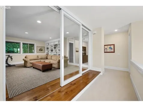 1261 Wells Street Lake Oswego OR 97034