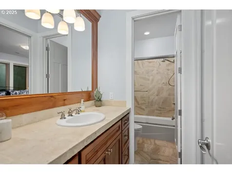 1261 Wells Street Lake Oswego OR 97034