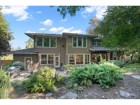 1261 Wells Street Lake Oswego OR 97034