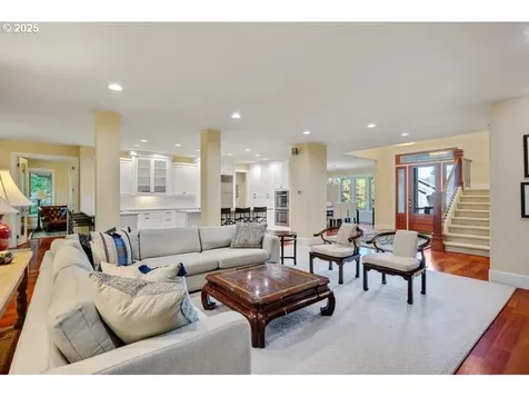 1261 Wells Street Lake Oswego OR 97034