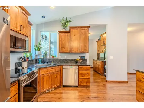 25125 SE Lamar Lane Eagle Creek OR 97022