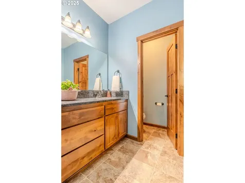 25125 SE Lamar Lane Eagle Creek OR 97022