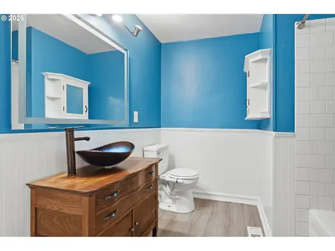 608 NE 124th Avenue Vancouver WA 98684