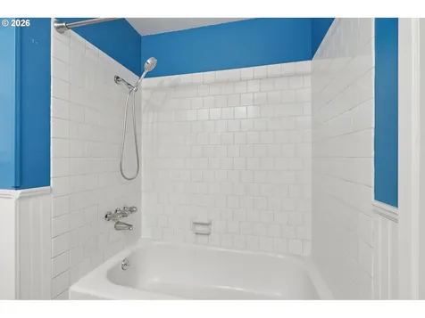 608 NE 124th Avenue Vancouver WA 98684