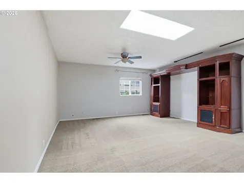 608 NE 124th Avenue Vancouver WA 98684
