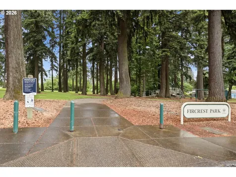608 NE 124th Avenue Vancouver WA 98684