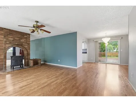 608 NE 124th Avenue Vancouver WA 98684